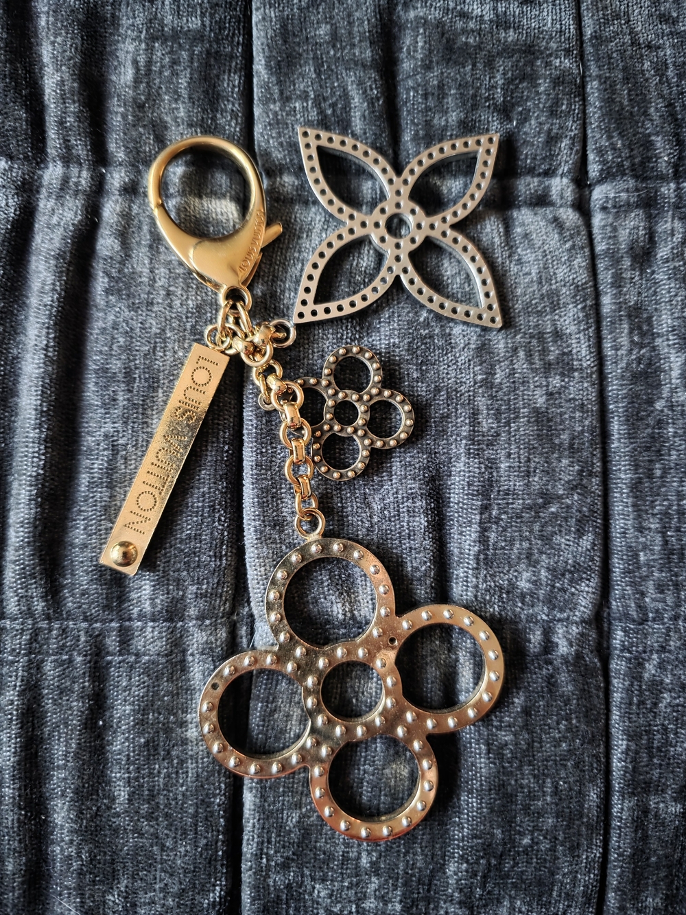 Louis Vuitton Gold-Tone Floral Link Keychain